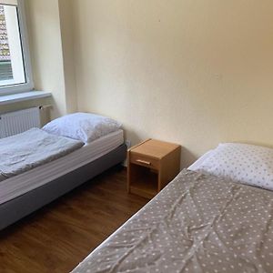 Pokój z łóżkiem king-size